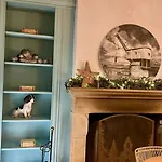 La Hondonada Villa