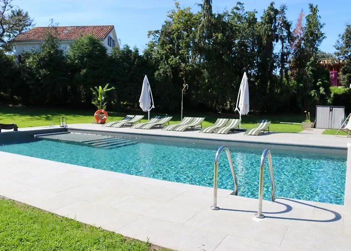 La Hondonada Vila Somo