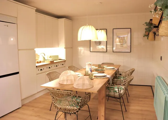 La Hondonada Vila Somo